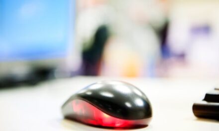 <strong>Can A Computer Mouse Overheat? (And What To Do If It Does)</strong>