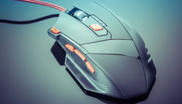 A computer mouse with onboard memory