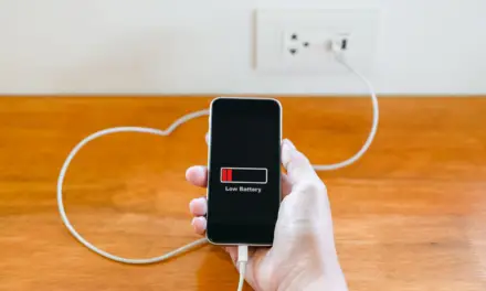 32 Reasons Your Phone is Not Charging (And How to Fix Them)
